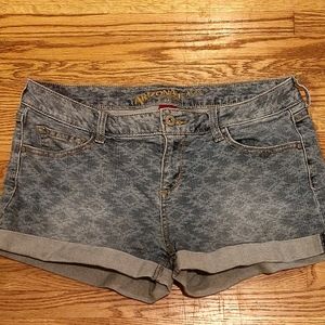 Arizona Jean Shorts